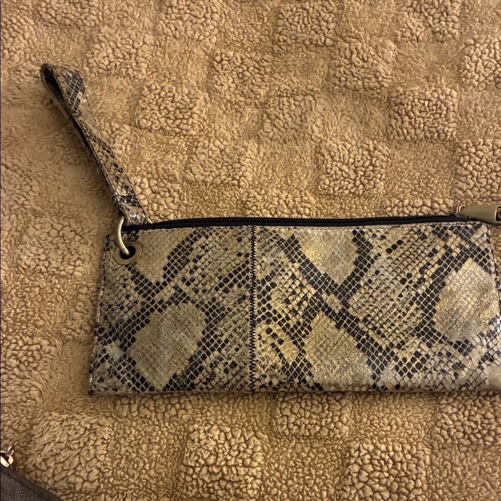 HOBO Black and Tan Wristlet